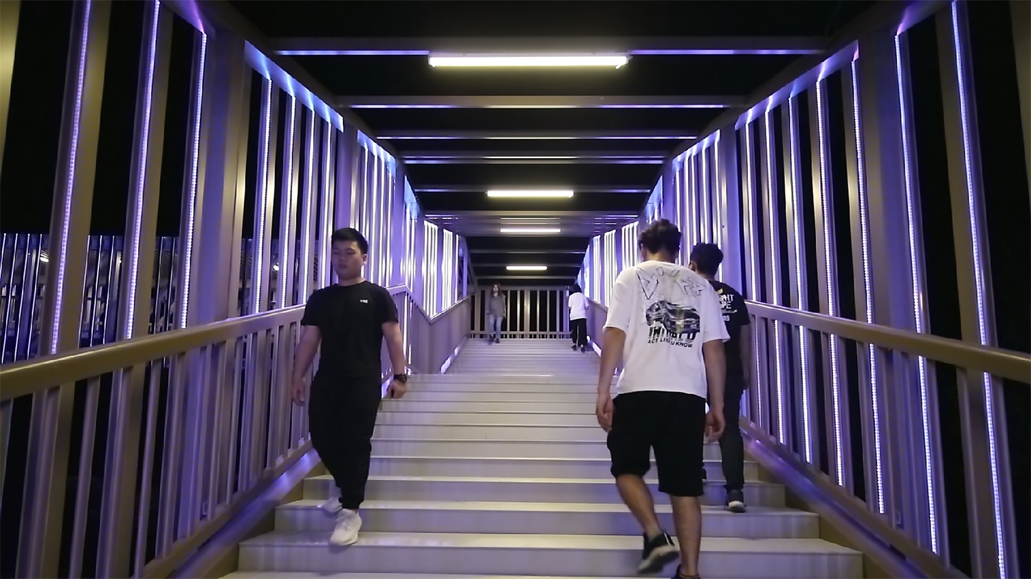 1594950790386894.jpg 20191019045517662.jpg